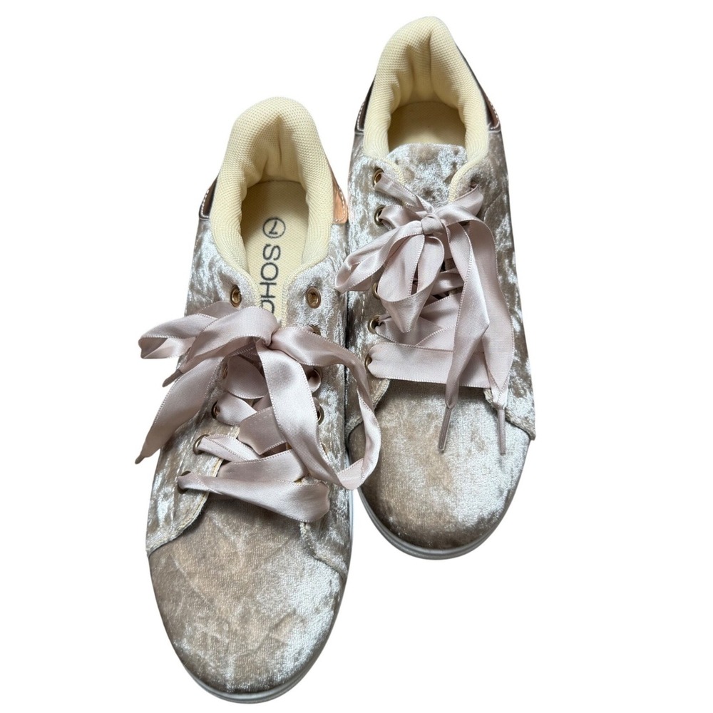 SOHO Girls Womens‎ Velvet Sneakers Rose Gold Trim Ribbon Laces Size 7